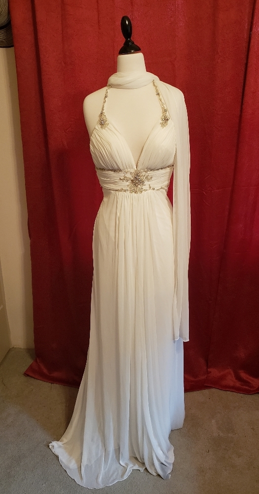 Beautiful Cache dress. Prom or wedding.